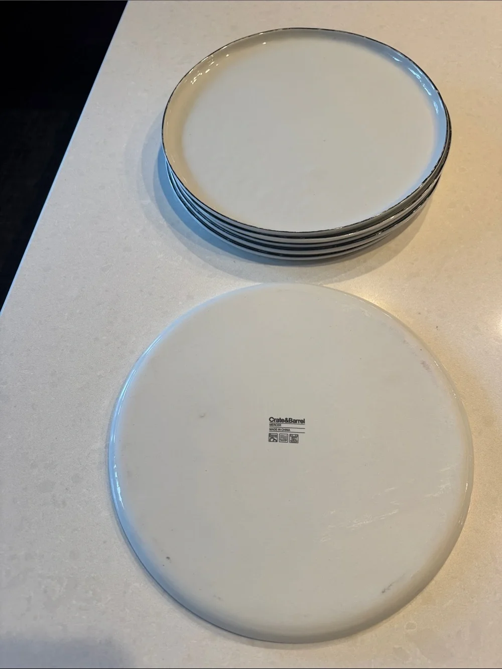 Crate&Barrel  Mercer White Ceramic Dinner Plate - Set of 6 shinny surface.
